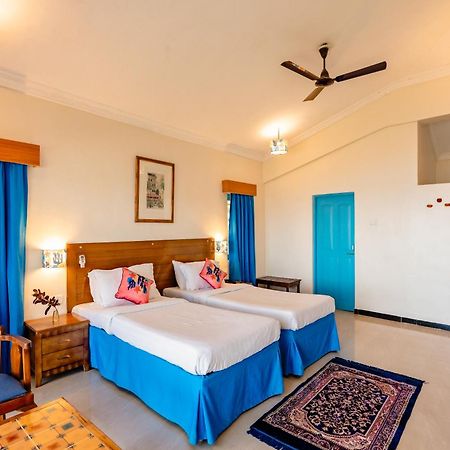Bambolim Beach Resort Εξωτερικό φωτογραφία