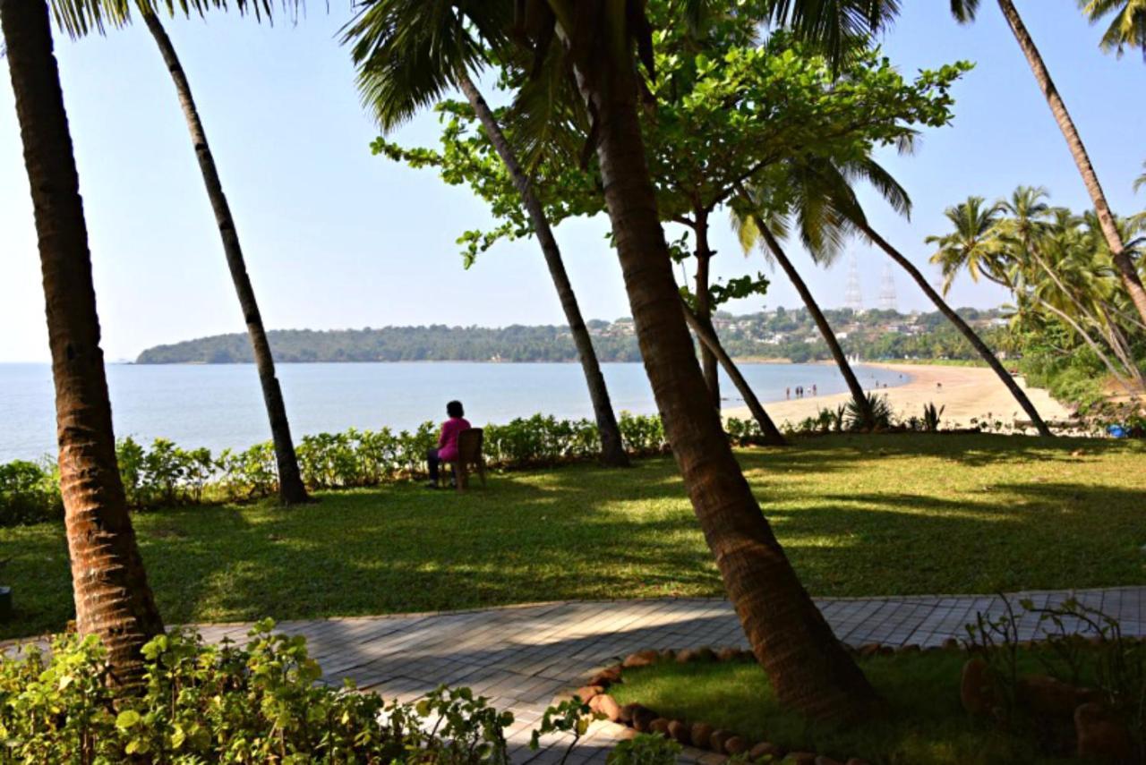 Bambolim Beach Resort Εξωτερικό φωτογραφία
